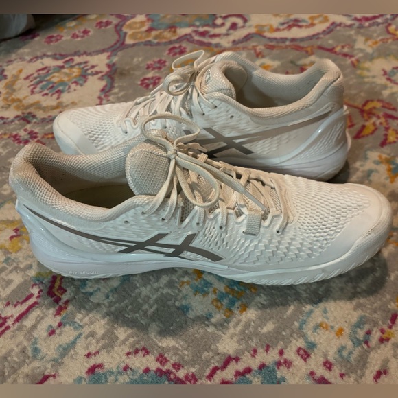 Asics Women's Size 10 - Picture 3 of 5